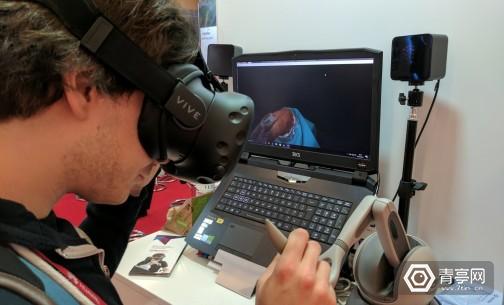 史上最逼真VR手术模拟？能感受往皮肤里扎针的酸爽哦(图1)