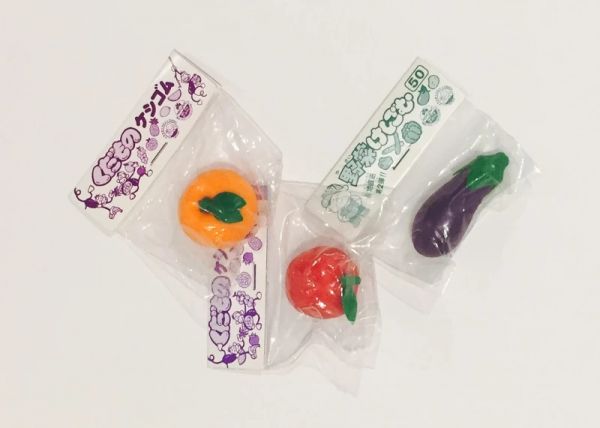 苹果Emoji 设计师:几百个风靡世界的表情是如何创作出来的(有彩蛋)(图4) 苹果Emoji 设计师:几百个风靡世界的表情是如何创作出来的(有彩蛋)(图4)